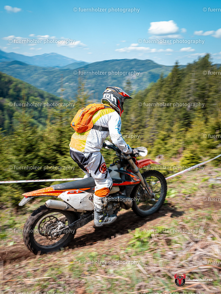 fuernholzer_250501-C1-311 | Fotografische Impressionen von der Red Stag Enduro Extreme by fuernholzer-photography.com. Endurosport in Österreich fotografisch festgehalten von fuernholzer. Auftragsfotografie für Private, Gewerbefotos und Industriefotografie. Eventfotografie, Sportfotografie und Motorsportfotografie. Anbieter von Fotoworkshops, Fototraining, fotografischen Vorträgen und Fotoseminaren.