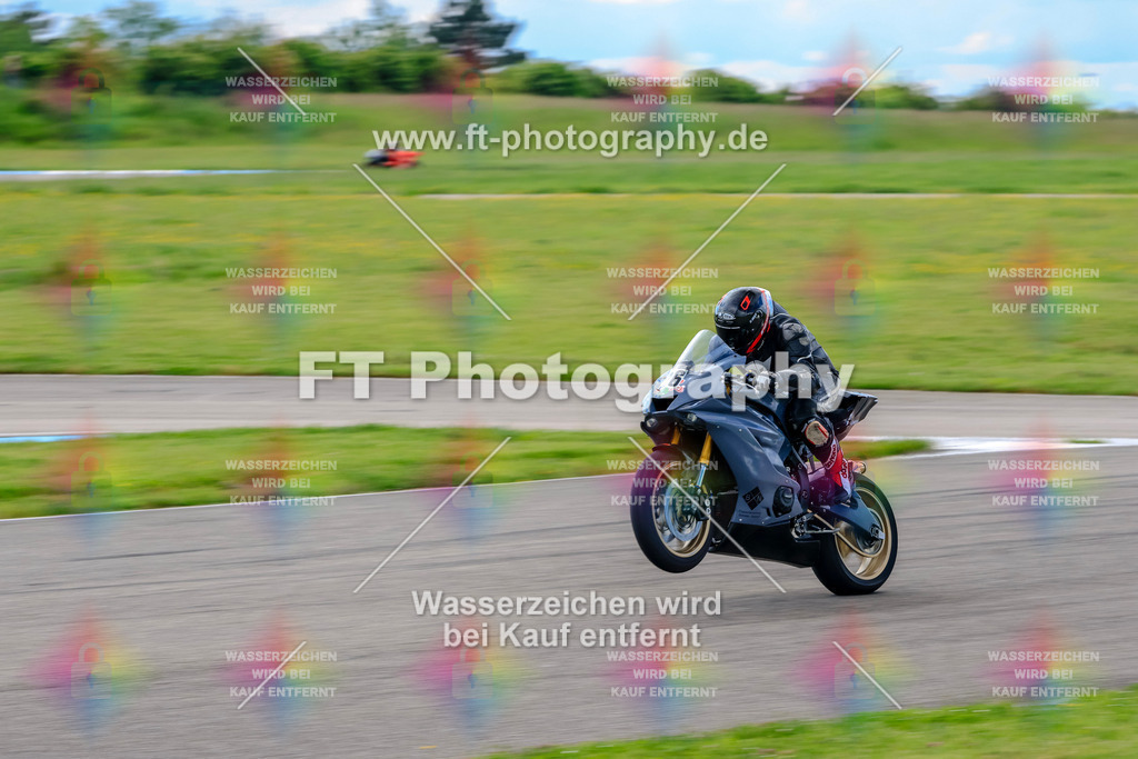 MotoTeam-1278 | Hier findet Ihr Bilder von Touristenfahrten auf der Nürburgring Nordschleife oder von anderen Veranstaltungen die ich besucht habe. Viel Spass beim Durch Schauen 