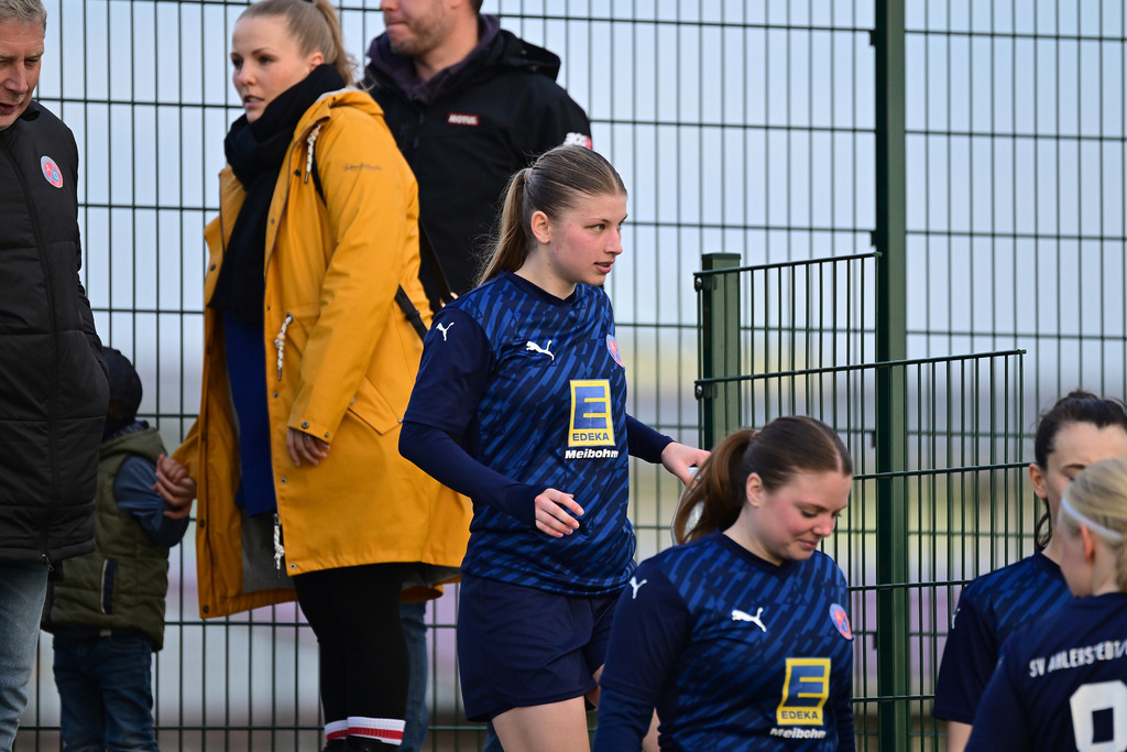 Fußball I Frauen I Saison 2024-2025 I Oberliga Niedersachsen I 20. Spieltag I SV Ahlerstedt-Ottendorf - DJK-SV Bunnen | Der Sportfotograf. - Realisiert mit Pictrs.com