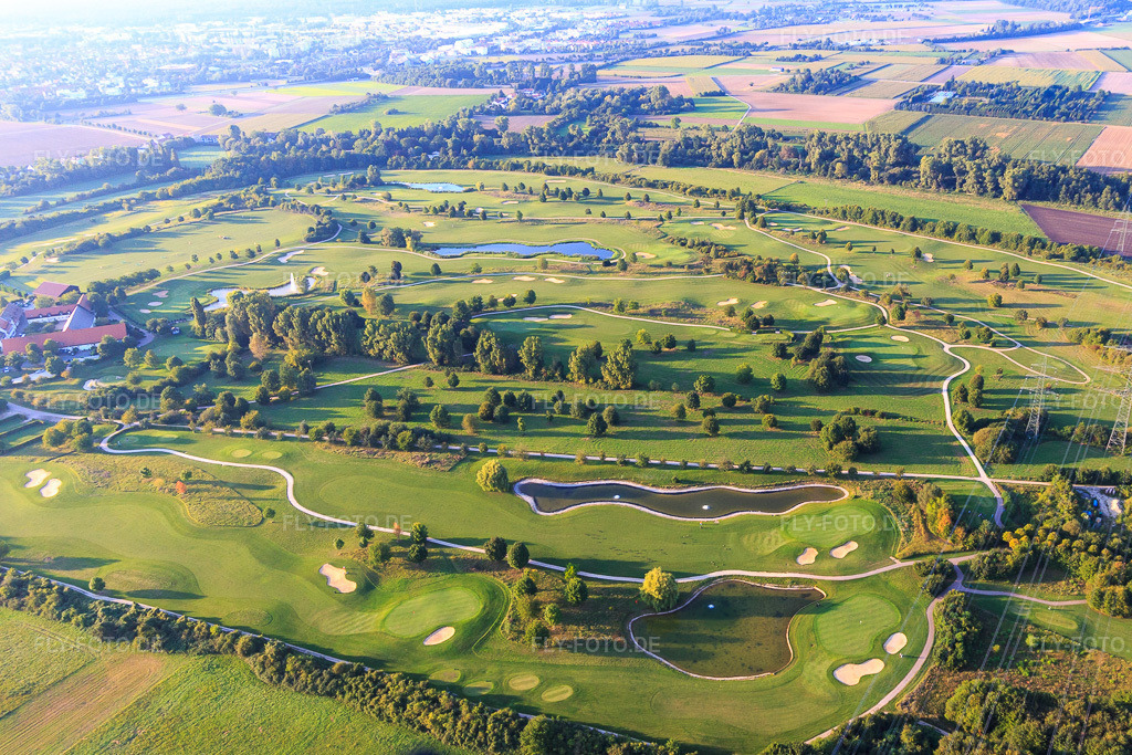 Luftbild: Golfplatz Heddesheim Gut Neuzenhof in Heddesheim im Bundesland Baden-Württemberg in Deutschland. Foto: IMG_103047.jpg vom 28.08.2017 durch Werner Riehm/FLY-FOTO.deGC-Heddesheim