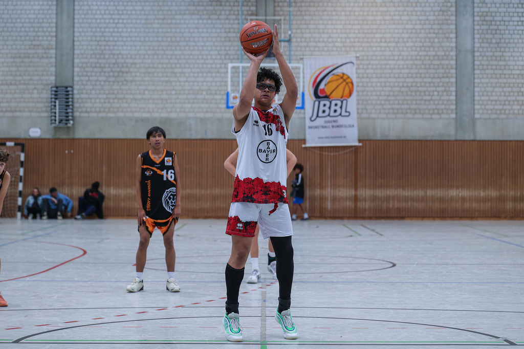 JBBL BAYER GIANTS vs Young Lions Wuppertal-21 | Fotos von Basketballspielen aus dem Raum NRW fotografiert von Gero Mueller-Laschet und Daniel Schaefer - Realisiert mit Pictrs.com