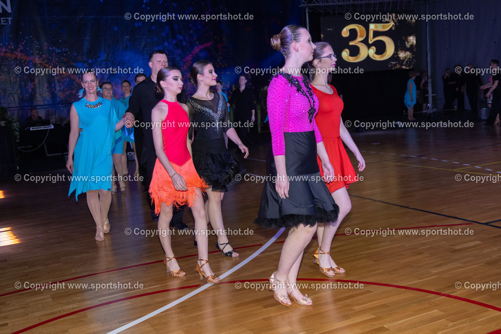 AR6_0640 | Rund um das Thema Sport-Event-Fotografie & individuelle Teilnehmerfotos. Jeder Teilnehmer wird fotografiert.