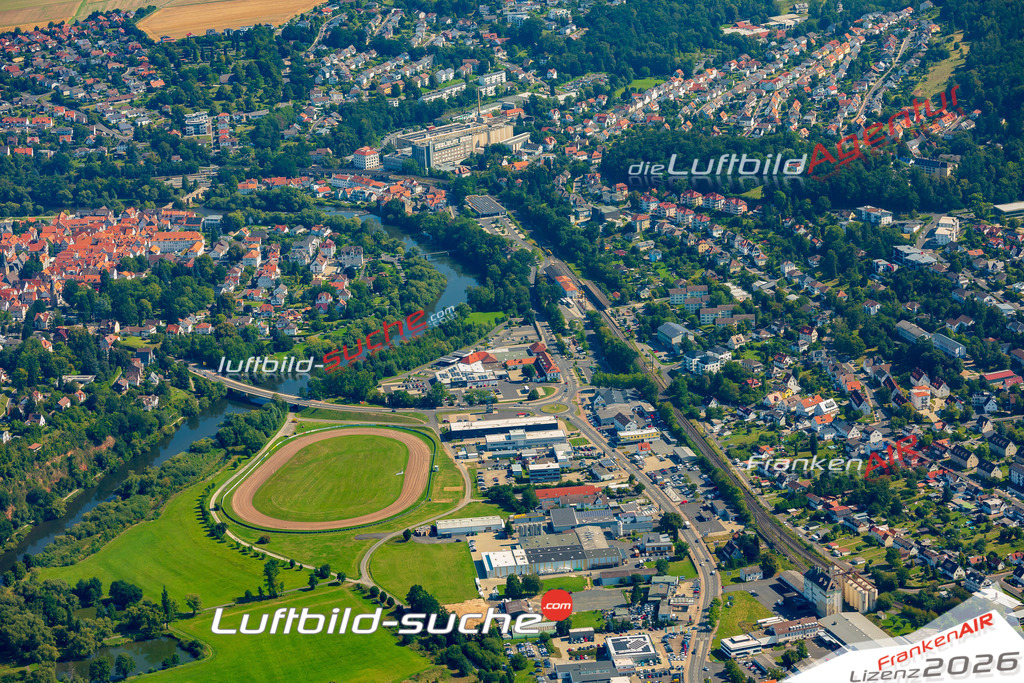 Neue Luftbildaufnahme der Stadt Melsungen - Das Luftbild wurde 2025 vom UL-Flugzeug heraus erstellt ( keine Drohnenaufnahme ) - Hochauflösende Luftaufnahme - für Wandbilder und großformatige Ausdrucke geeignet. Das besondere Geschenk!Hier alle&nbsp;Infos zur Lizenzierung der LuftaufnahmeWir fliegen auch dieses Jahr wieder in Ihre Region um Luftbilder zu erstellen.- Luftbild anfragen