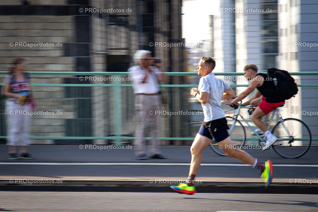 OBI Brueckenlauf des ASV Koeln; Koeln, 10.09.2023 | Impressionen vom OBI Brueckenlauf des ASV Koeln; Koelner Innenstadt, 10.09.2023. Foto: BEAUTIFUL SPORTS/Bernd Hoffmann 