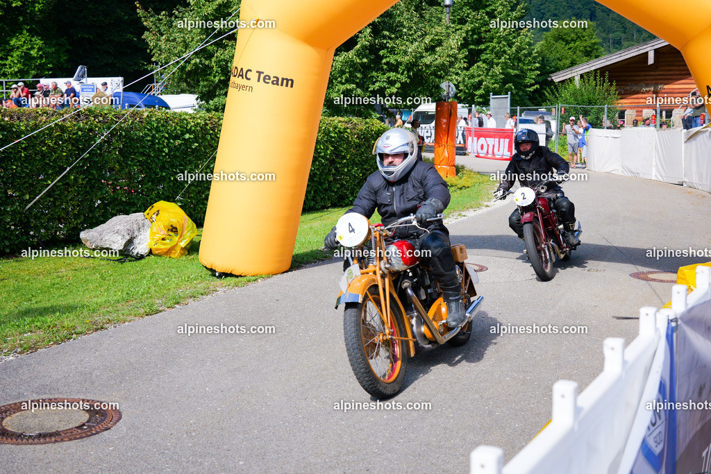 P1025999 | Erleben Sie atemberaubende, hochqualitative Fotos Ihrer Fahrt entlang der malerischen Alpenstraßen. Besuchen Sie alpineshots.com, um professionelle Aufnahmen Ihrer unvergesslichen Reise zu finden und zu kaufen - Realisiert mit Pictrs.com