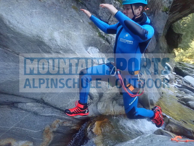 P1010010 | Bestelle die Bilder deines Berg- oder Wasser-Abenteuers mit Mountain Sports bequem von zu Hause aus direkt über unseren Online Fotoshop von pictrs.com. - Realisiert mit Pictrs.com