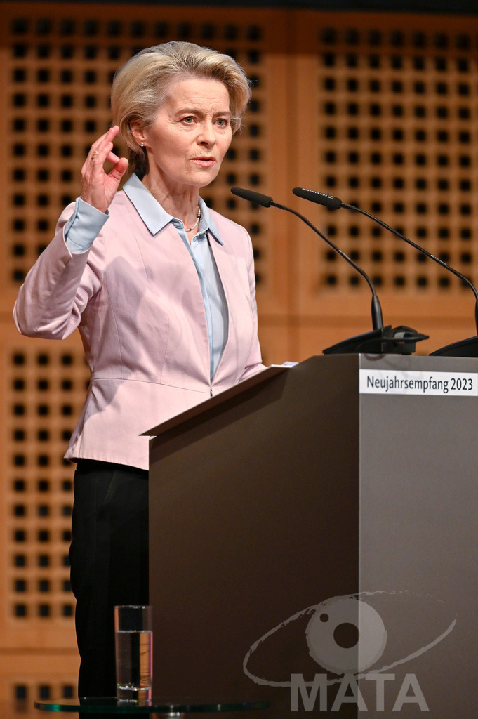 _DWI0701 | Politikerin Ursula von der Leyen beim CDU-NRW Neujahrsempfang in Düsseldorf. Düsseldorf, 28.01.2023 - Realisiert mit Pictrs.com