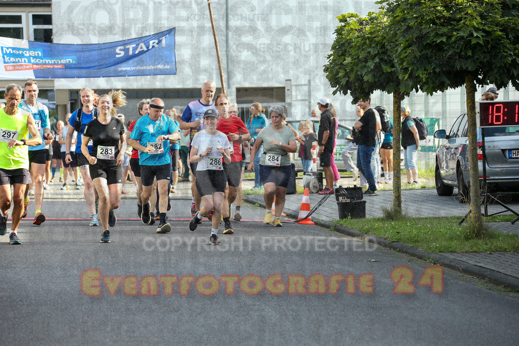 250801_1814_EX1_6517 | Sportfotografie im Rhein-Sieg Kreis, Köln, Bonn, NRW, Rheinland Pfalz, Hessen, etc. Unser Tätigkeitsfeld umfasst den Laufsport vom Volkslauf über den Marathon, Duathlon, Triathon bis zum Ultralauf wie Kölnpfad Ultra oder Schindertrail.
