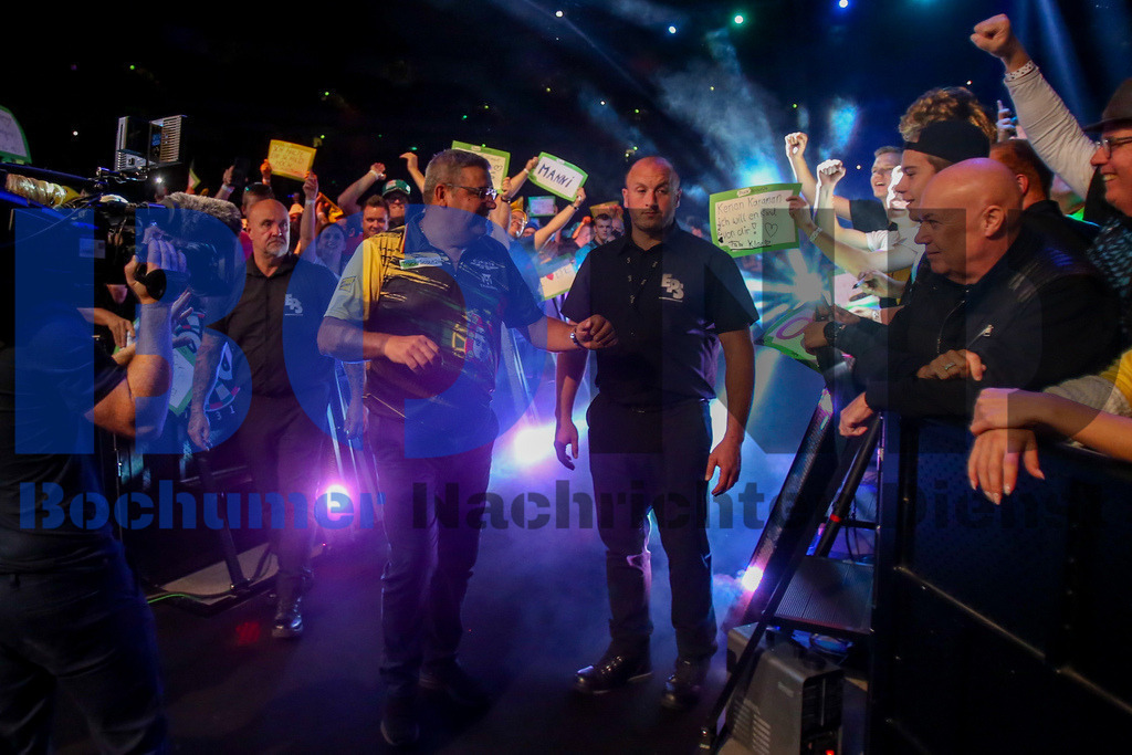  28.10.2023 - 
 | Sebastian Sendlak / Bochumer Nachrichtendienst (BOND) - PDC European Darts Championship: Achtelfinale - Realisiert mit Pictrs.com