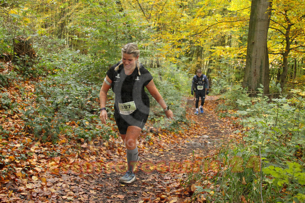 251026_1322_EV4_6838 | Sportfotografie im Rhein-Sieg Kreis, Köln, Bonn, NRW, Rheinland Pfalz, Hessen, etc. Unser Tätigkeitsfeld umfasst den Laufsport vom Volkslauf über den Marathon, Duathlon, Triathon bis zum Ultralauf wie Kölnpfad Ultra oder Schindertrail.