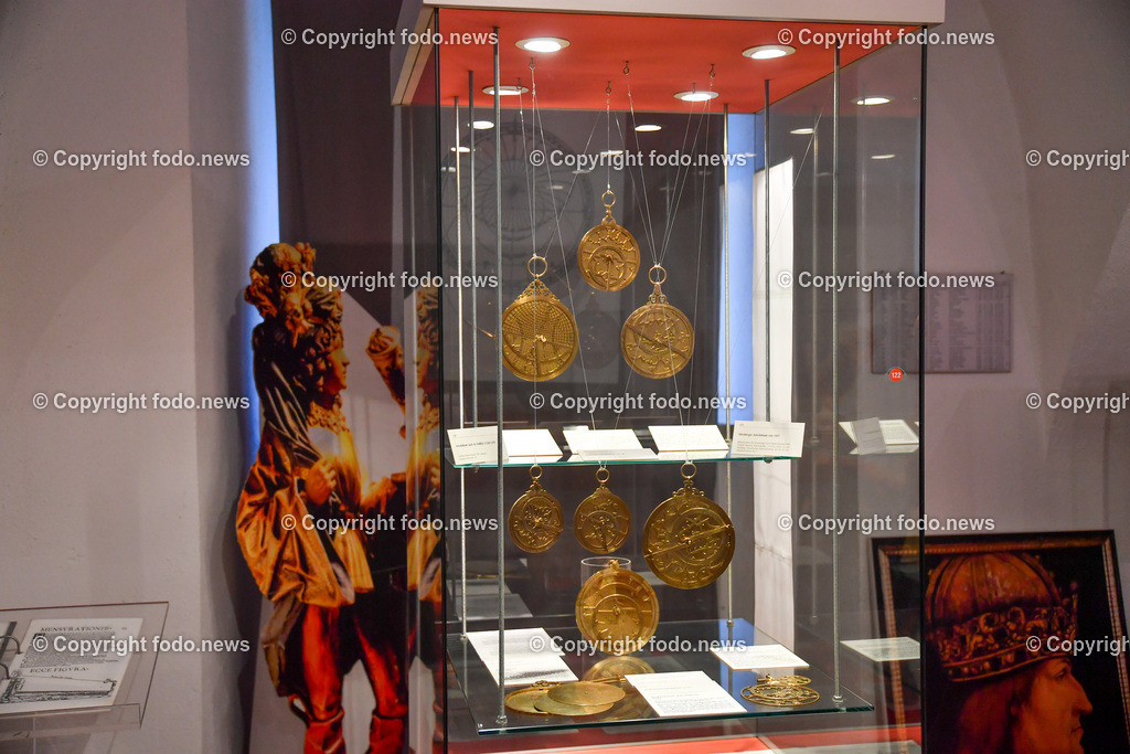 Peuerbach_ 11.01.2023-9 | 11.01.2023, Peuerbach, AUT, Georg von Peuerbach, im Bild Nuernberger Astrolabium von 1457