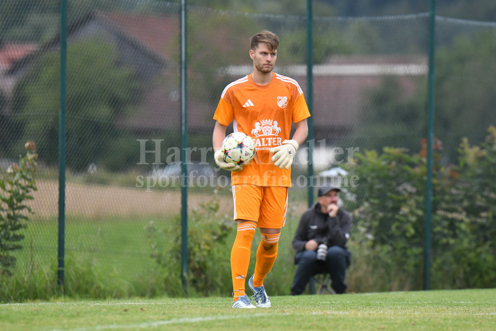 SpVgg Ruhmannsfelden : TSV Mauth | Sebastian Grübl  (SpVgg Ruhmannsfelden) - Realisiert mit Pictrs.com