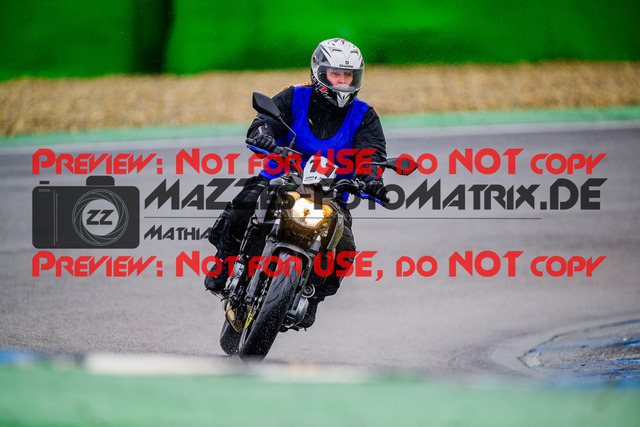 MaZZes_FotoMatrix_240521_6007705_4596 | INST