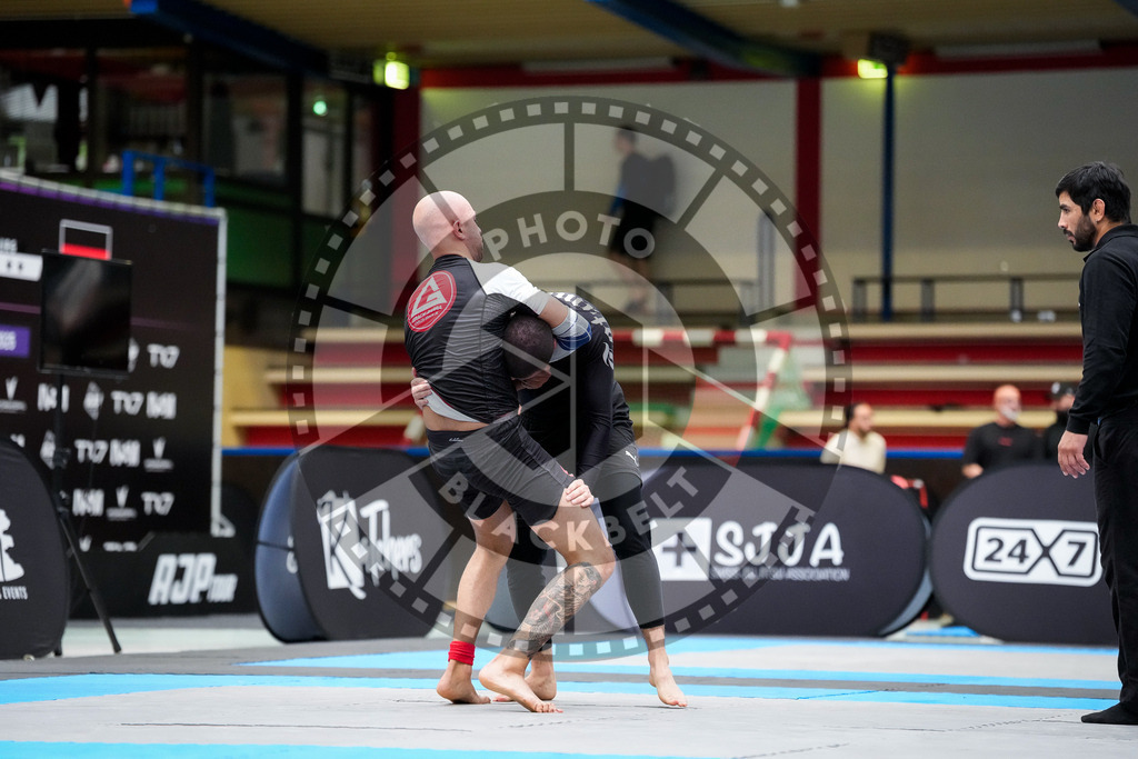 20250920PBB7078 | Athletes compete during the AJP Tour Hamburg International Jiu-Jitsu Championship, on September 20, 2025 in Hamburg, Germany. © Chiara Dazi / photoblackbelt