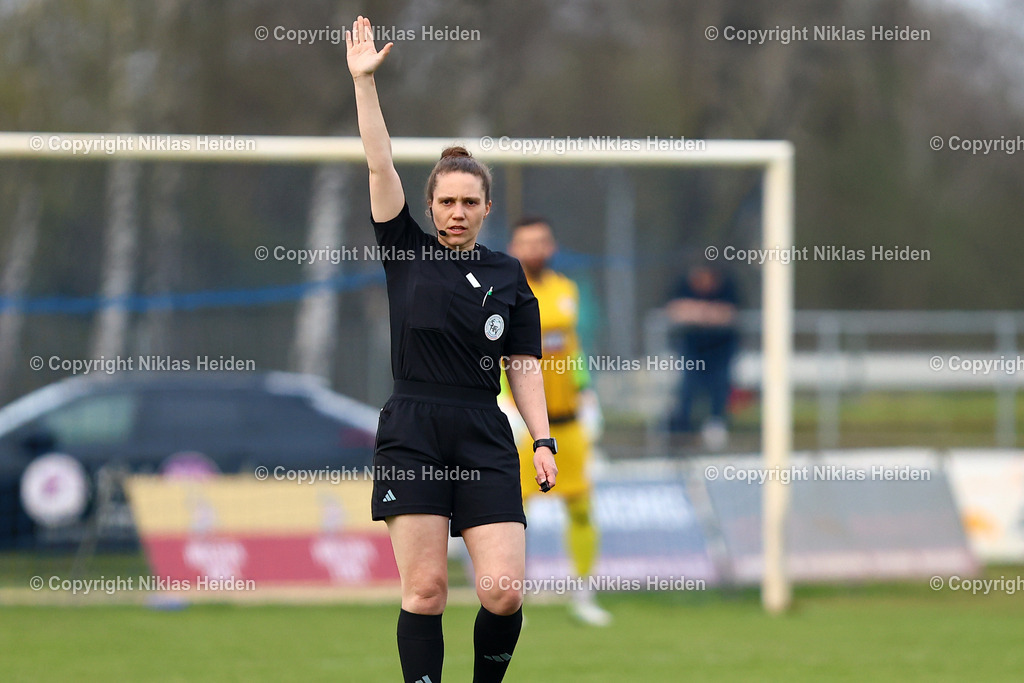 NH_VfRNeumuenster_PSVNeumuenster_FlensOberliga_15042026 | Levke Scholz (Schiedsrichterin)Fußball I Herren I Flens Oberliga I Saison 2025-2026  I 19. Spieltag I VfR Neumünster - PSV Union Neumünster I 15.04.2026 I VfR Stadion HSP (Grümmi Arena)