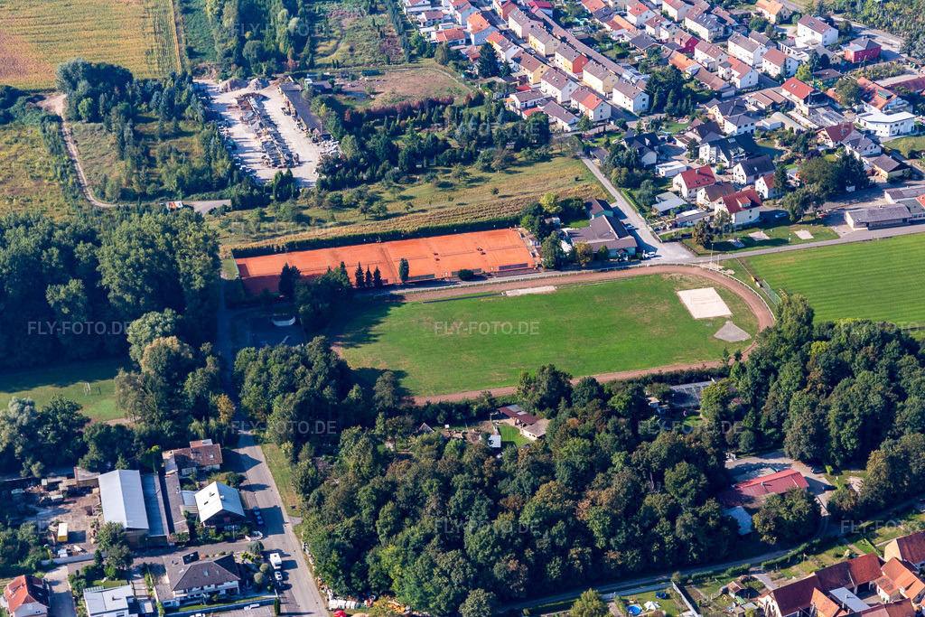 Luftbild: Calisthenics Anlage, Vogelpark im Ortsteil Liedolsheim in Dettenheim im Bundesland Baden-Württemberg in Deutschland. Foto: IMG_094856.jpg vom 24.09.2016 durch Werner Riehm/FLY-FOTO.de