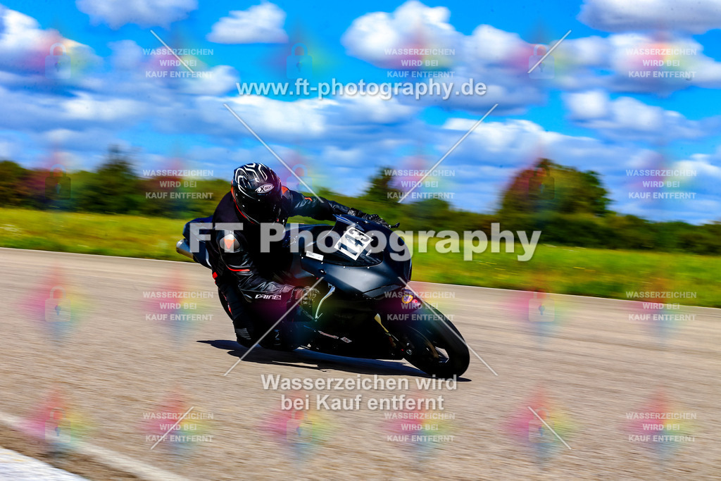 _OUR6336 | Hier findet Ihr Bilder von Touristenfahrten auf der Nürburgring Nordschleife oder von anderen Veranstaltungen die ich besucht habe. Viel Spass beim Durch Schauen 