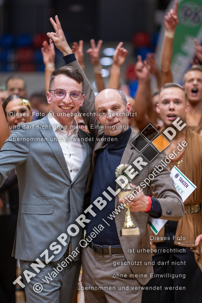 20260328-04195 | Hier finden Sie Tanz Bilder vom Latein und Standard Formationen tanzen. Sportbilder vom Tanzsport. Schöne Fotos und von Weltmeisterschaft, Europameisterschaft, Bundesliga, Regionalliga, Oberliga und Landesliga sowie von GOC Stuttgart, DanceComp, WM Bremen