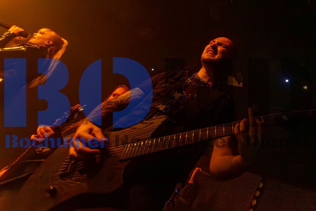 SES_ENIKOL20250501-57 | bond - Realisiert mit Pictrs.com