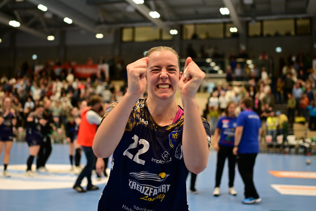 Handball I Frauen I Saison 2025-2026 I 1. HBF I 4. Spieltag I Buxtehuder SV - FRISCH AUF Göppingen | Der Sportfotograf. - Realisiert mit Pictrs.com