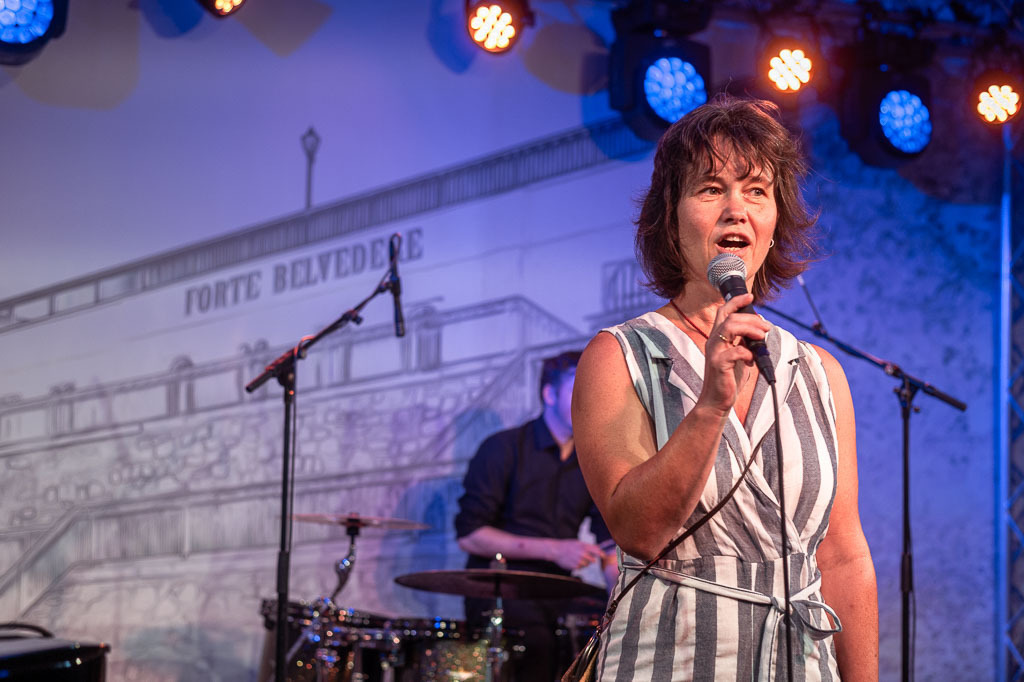 Karaoke mit Liveband | Karaoke mit Forster Family im Forte Belvedere Leisnig zum Festival Hallo Leisnig 2022. - Realisiert mit Pictrs.com