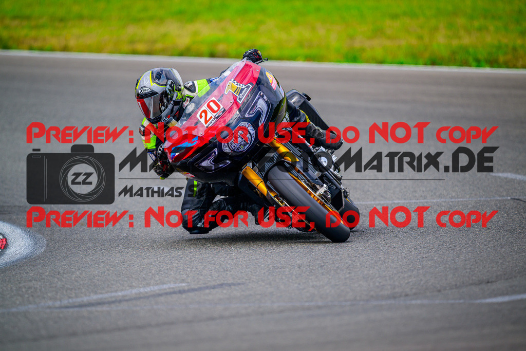 MaZZes_Fotomatrix_20250723_6007705_4599-2 | ROT