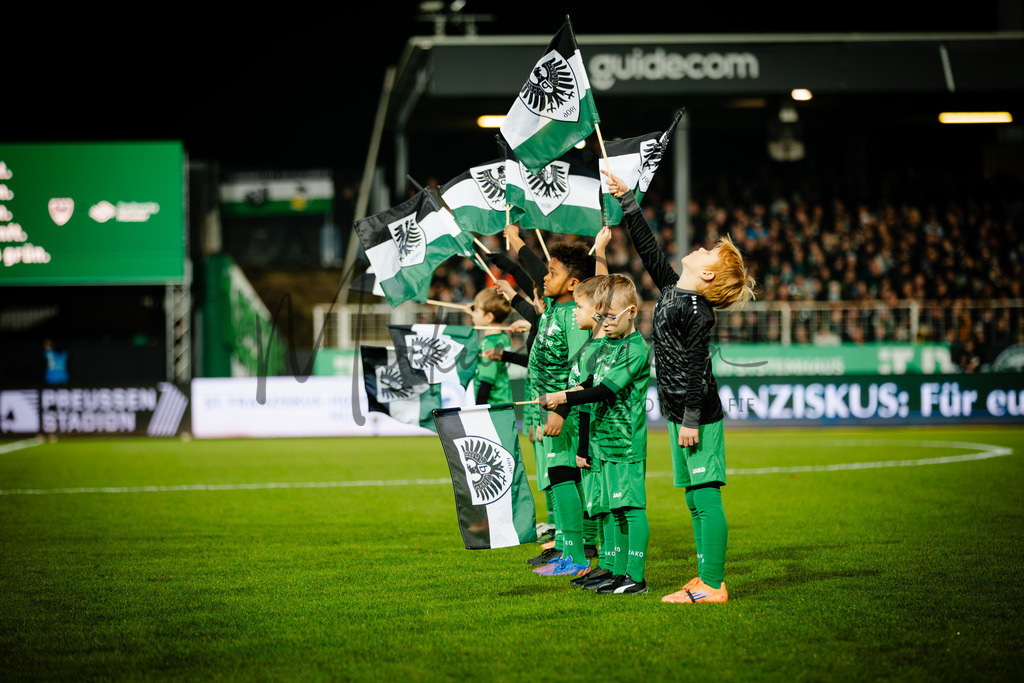 2. Bundesliga, Saison 2025/26, 15. Spieltag: SC Preußen Münster - Hannover 96 | Münster, 05.12.2025: 2. Bundesliga, 15. Spieltag, SC Preußen Münster gegen Hannover 96 im LVM-Preußenstadion in Münster. Foto: sportfotografie.ms | Markus Paletta - Realisiert mit Pictrs.com