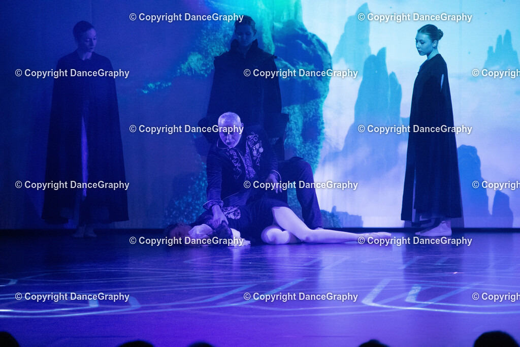 GPHY1480 | DanceGraphy - Realisiert mit Pictrs.com