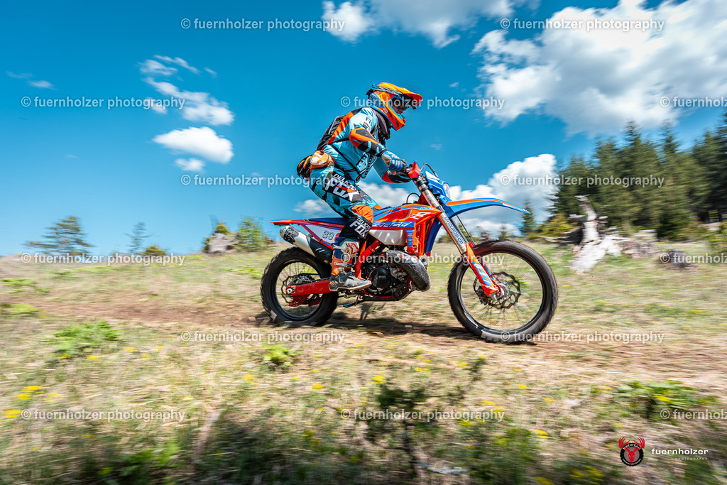 fuernholzer_250501-C1-482 | Fotografische Impressionen von der Red Stag Enduro Extreme by fuernholzer-photography.com. Endurosport in Österreich fotografisch festgehalten von fuernholzer. Auftragsfotografie für Private, Gewerbefotos und Industriefotografie. Eventfotografie, Sportfotografie und Motorsportfotografie. Anbieter von Fotoworkshops, Fototraining, fotografischen Vorträgen und Fotoseminaren.