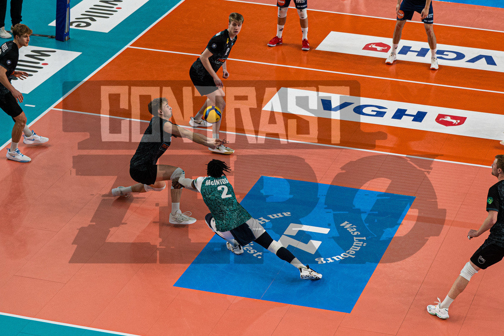 Volleyball I Herren I Saison 2025/2026 I Bundesliga I 8. Spieltag I SVG Lüneburg - FT 1844 Freiburg | CONTRAST ZERØ MEDIA - Realisiert mit Pictrs.com