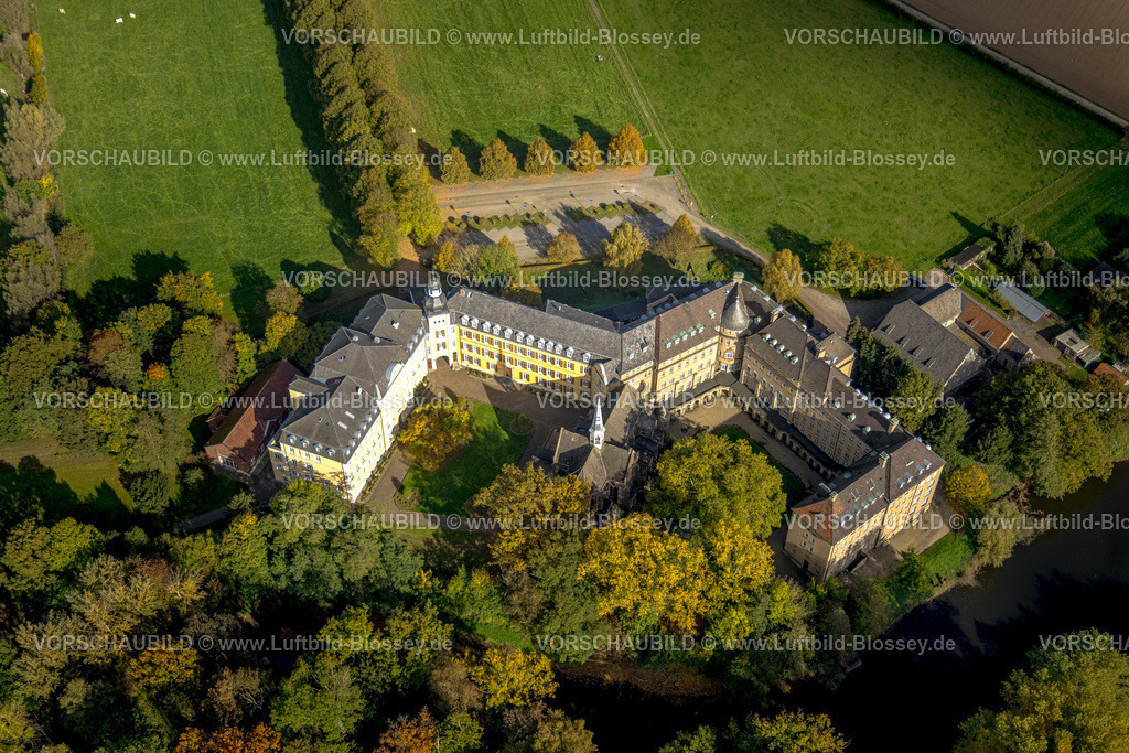 Rees251004756 | Luftbild, Schloss Haus Aspel am Aspeler Meer, als Kloster genutzt, herbstliche Bäume, Haldern, Rees, Niederrhein, Nordrhein-Westfalen, Deutschland