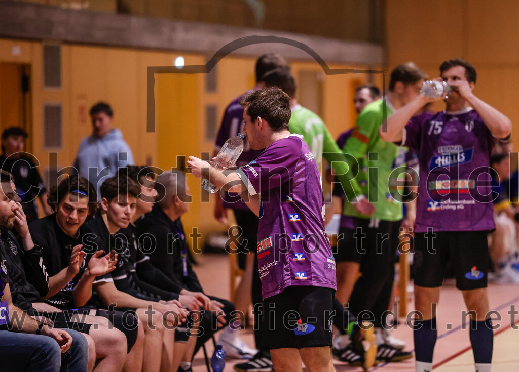 2024-12-14_082_SpVgg_Altenerding_gegen_MTV_Pfaffenhofen | Erding, Deutschland, 14.12.2024:Handball, Bezirksoberliga Männer 2024 / 2025, 10. Spieltag, SpVgg Altenerding gegen MTV Pfaffenhofen, Endergebnis: 32:30Joseph Wyhnalek (SpVgg Altenerding, #2)Foto: Christian Riedel / fotografie-riedel.net