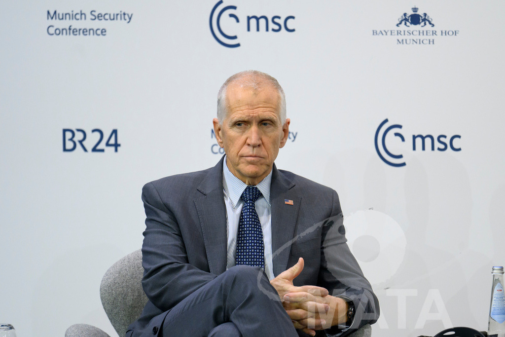 _DWA5795 | MATA IndoCon - Realisiert mit Pictrs.com