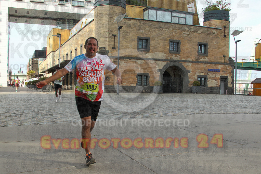 250920_1534_EV4_9185 | Sportfotografie im Rhein-Sieg Kreis, Köln, Bonn, NRW, Rheinland Pfalz, Hessen, etc. Unser Tätigkeitsfeld umfasst den Laufsport vom Volkslauf über den Marathon, Duathlon, Triathon bis zum Ultralauf wie Kölnpfad Ultra oder Schindertrail.