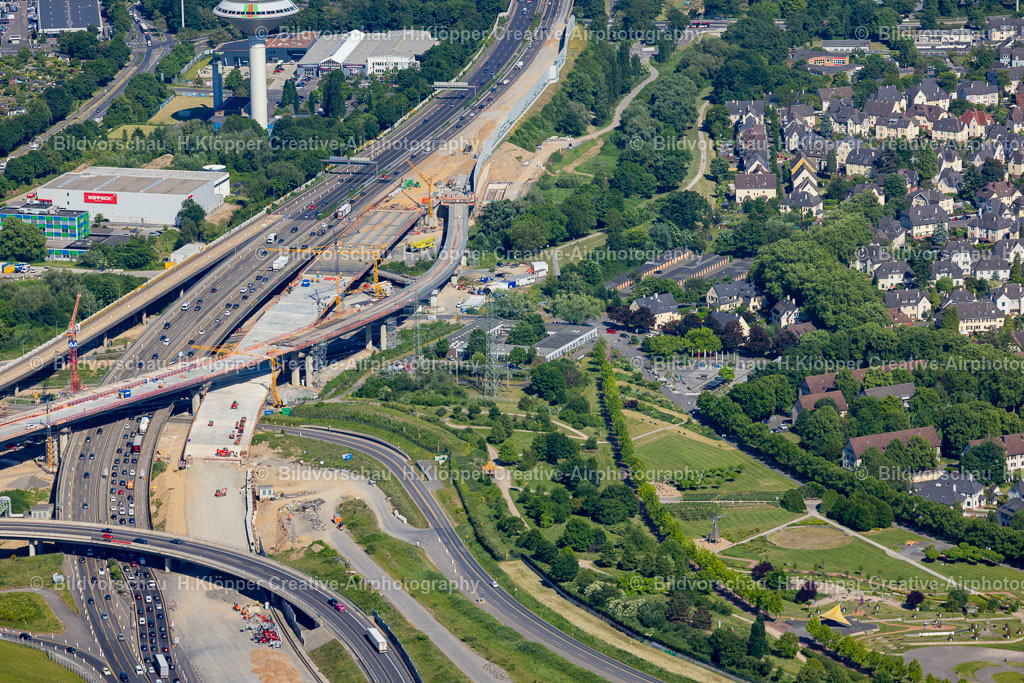 Luftbild Leverkusen-3455 | Luftbildfotografie und Luftbild Baustelle zur Erweiterung der Verkehrsführung am Autobahnkreuz der BAB A1-59 an der Straße A1 in Leverkusen Ortsteil Wiesdorf im Bundesland Nordrhein-Westfalen, Deutschland - Realisiert mit Pictrs.com