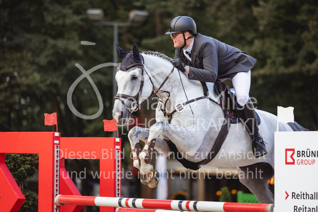 240912_OWLCh_AmateurS-225 | Deine schönsten Turniermomente als professionelle Fotos! Entdecke hochwertige Pferdesport-Fotografie im Online-Shop. Jetzt Fotos finden & bestellen!