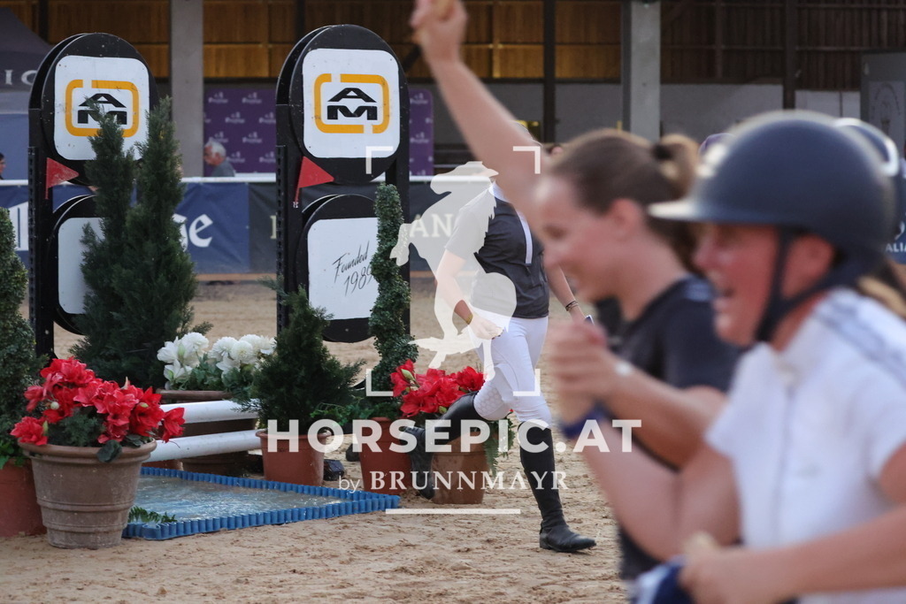 0P6A3581 | Willkommen bei Brunnmayr - Design & Fotografie – Ihrem Spezialisten für Reitturniere und Pferdeveranstaltungen in Oberösterreich, Salzburg und Bayern! Seit über 17 Jahren sind wir leidenschaftlich dabei.