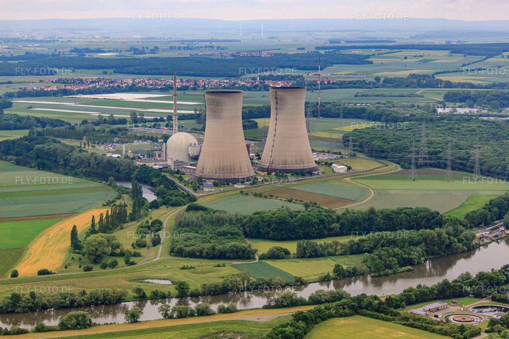 Luftbild: Preussenelektra GmbH — Kernkraftwerk Grafenrheinfeld in Grafenrheinfeld im Bundesland Bayern in Deutschland. – Foto: IMG_66146.jpg vom 30.05.2014 durch Werner Riehm/FLY-FOTO.de – Auflösung des Originals: 4752 x 3168 px – WWW.PREUSSENELEKTRA.DE