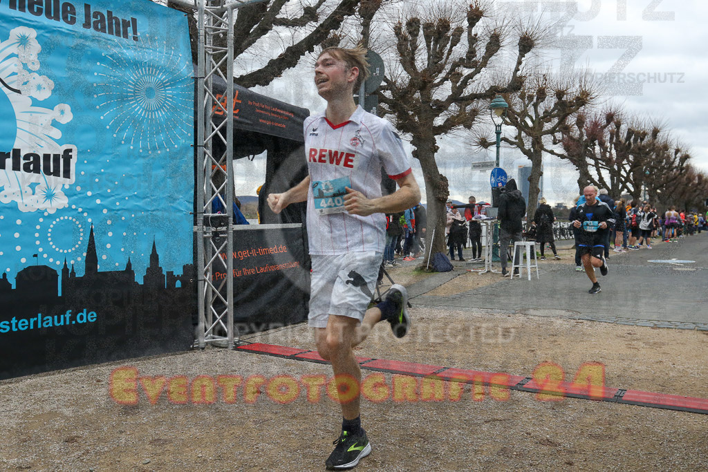 221231_1159_EV9_5194 | Sportfotografie im Rhein-Sieg Kreis, Köln, Bonn, NRW, Rheinland Pfalz, Hessen, etc. Unser Tätigkeitsfeld umfasst den Laufsport vom Volkslauf über den Marathon, Duathlon, Triathon bis zum Ultralauf wie Kölnpfad Ultra oder Schindertrail.