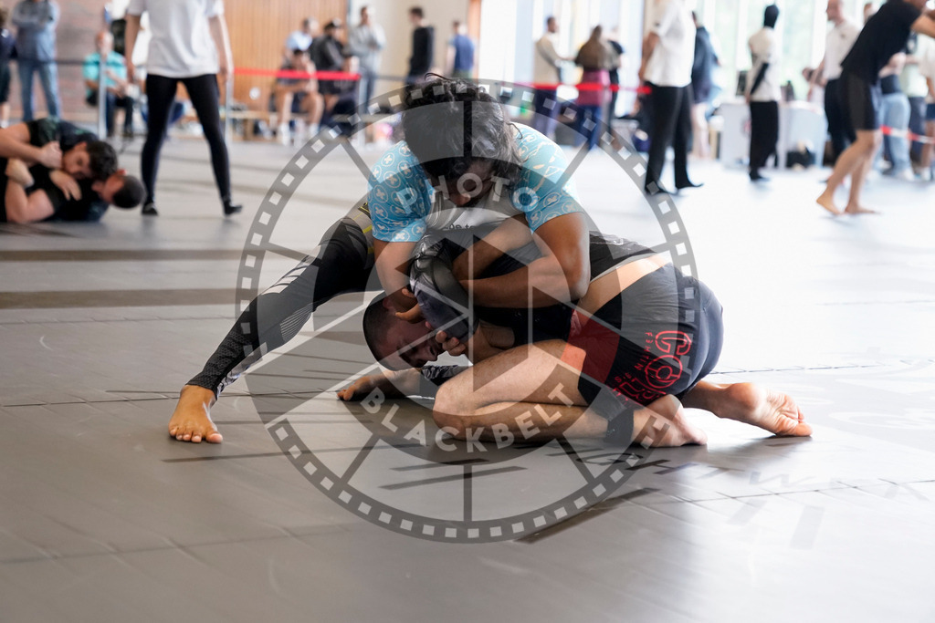 20240608PBB01347 | Fighters compete during the ILLCS VII summer edition luta livre competition in Hannover, Germany, on June 8, 2024.