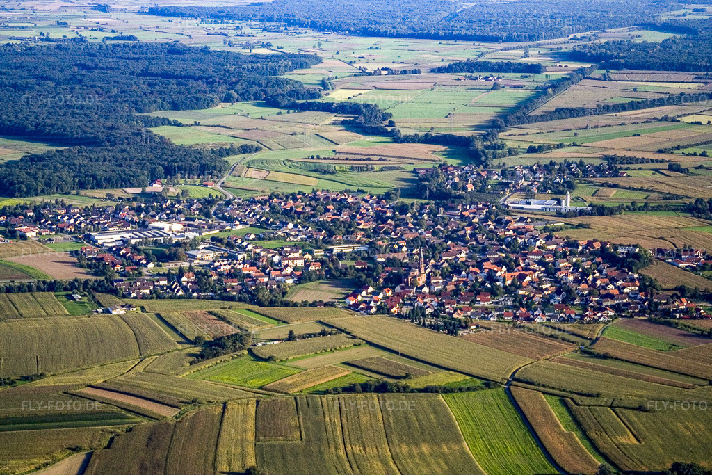 Luftbild: Dorf von Nordwesten im Ortsteil Rheinbischofsheim in Rheinau im Bundesland Baden-Württemberg in Deutschland. Foto: IMG_8144.jpg vom 15.09.2007 durch Werner Riehm/FLY-FOTO.de