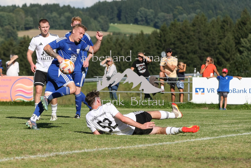 993T1510 | Medien- Sport- Entertainmentfotos