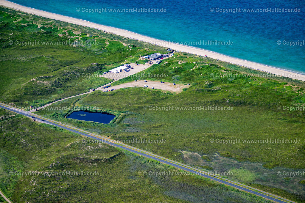 Sylt_Rantum_Samoa_Gaststätte_ELS_9437210625 | SYLT 21.06.2025 Gebäude des Restaurant " Samoa Seepferdchen " im Ortsteil Rantum (Sylt) in Sylt auf der Insel Sylt im Bundesland Schleswig-Holstein, Deutschland. Weiterführende Informationen bei: Samoa Seepferdchen. // Building of the restaurant " Samoa Seepferdchen " in the district Rantum (Sylt) in Sylt on Island Sylt in the state Schleswig-Holstein, Germany. Further information at: Samoa Seepferdchen. Foto: Martin Elsen