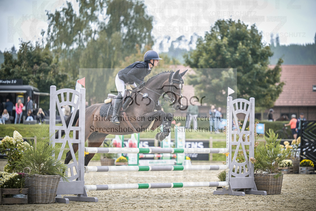 DOS_0255 | Entdecke hochwertige Reitturnierfotos von Foto Oger. Professionell, emotional und authentisch – jetzt Lieblingsmomente im Shop bestellen.Deutschlandweite Turnierfotografie. - Realisiert mit Pictrs.com