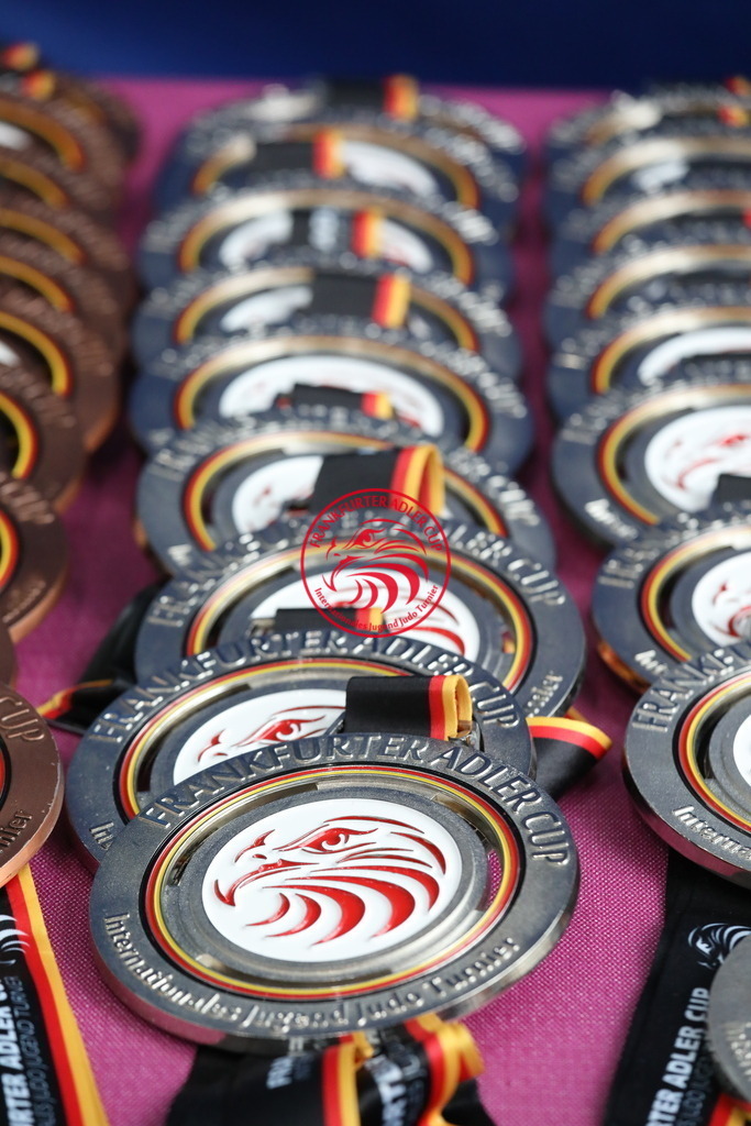 1J7A1636 | Fotos vom Adler Cup - Pictures from Adler Cup

Hier findet Ihr alle Eindrücke und großen Momente der Adler Cup Wochenenden. Here you will find all impressions and great moments of the Adler Cup weekends. - Realisiert mit Pictrs.com