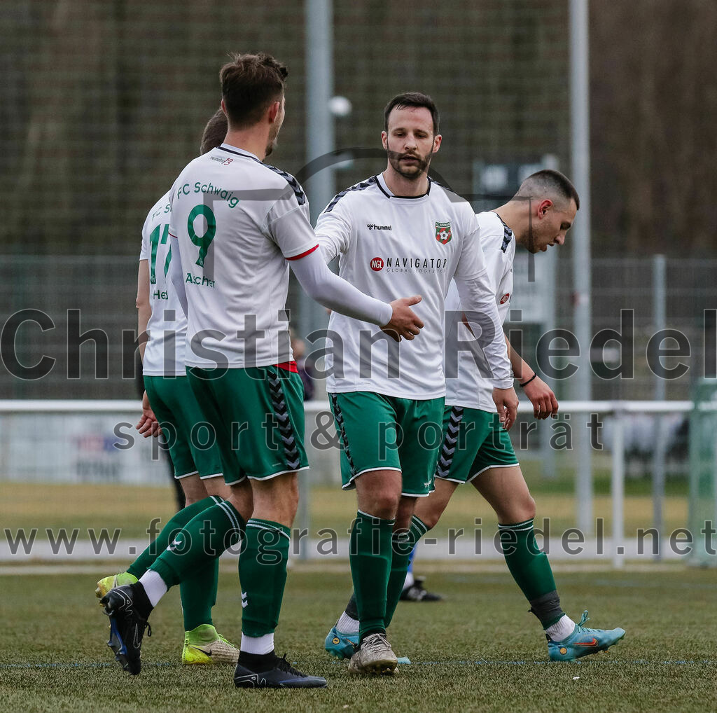 2024-02-17_048_FC_Schwaig_gegen_SV_Kranzberg | Marzling, Deutschland, 17.02.2024:
Fußball, Landesliga Südost 2023 / 2024, Testspiel, FC Schwaig gegen SV Kranzberg, Endergebnis: 4:1

Raffael Ascher (FC Schwaig, #9), Nils Ehret (FC Schwaig, #25)

Foto: Christian Riedel / fotografie-riedel.net