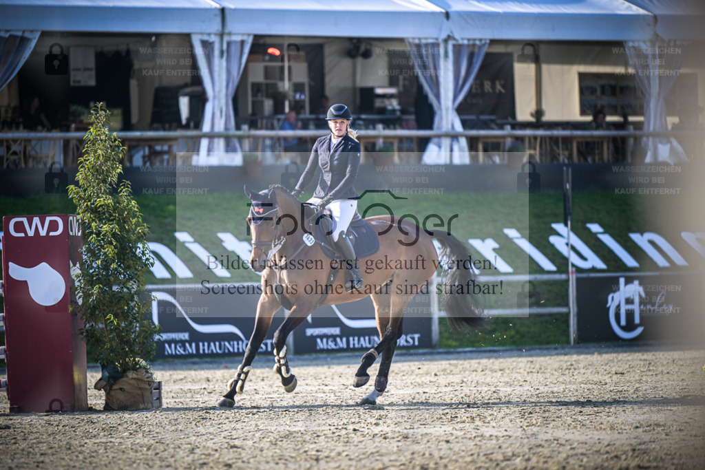 DOS_2157 | Entdecke hochwertige Reitturnierfotos von Foto Oger. Professionell, emotional und authentisch – jetzt Lieblingsmomente im Shop bestellen. - Realisiert mit Pictrs.com