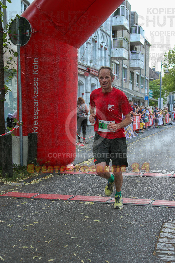 220625_1646_EX1_4973 | Sportfotografie im Rhein-Sieg Kreis, Köln, Bonn, NRW, Rheinland Pfalz, Hessen, etc. Unser Tätigkeitsfeld umfasst den Laufsport vom Volkslauf über den Marathon, Duathlon, Triathon bis zum Ultralauf wie Kölnpfad Ultra oder Schindertrail.