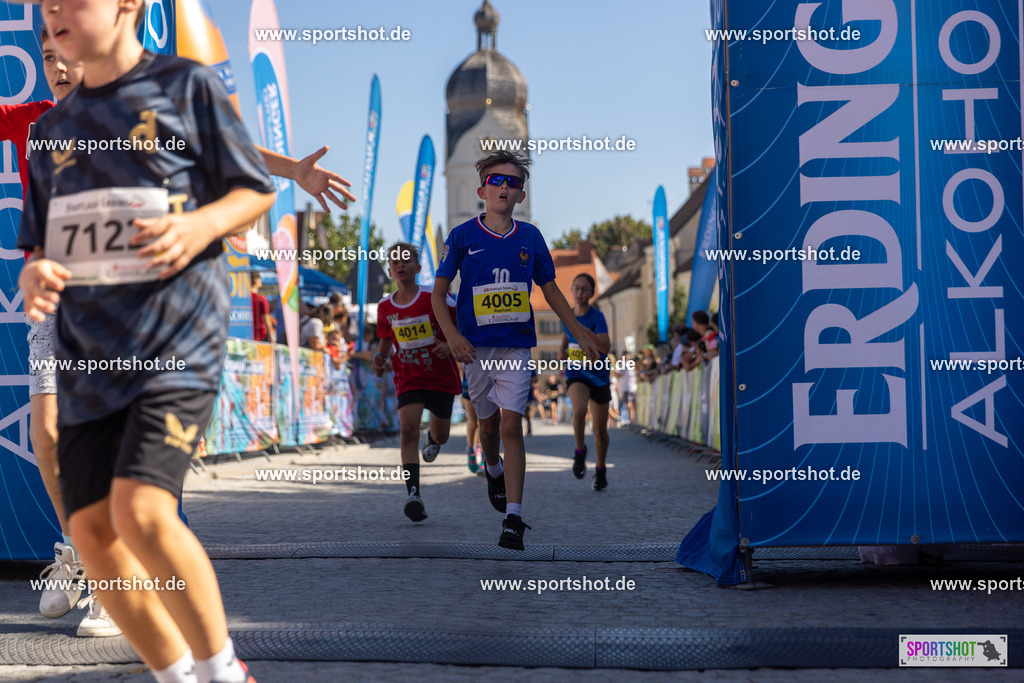 VJ__3478 | Stadtlauf Erding 2025 #stadtlauferding #erdingstadtlauf #stadtlauf_erding #laufmotivation #trisporterding #yourpictrs #sportshot_your_pictrs