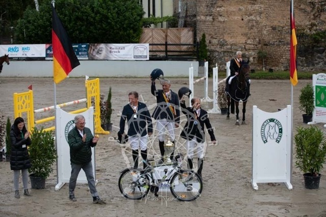 2B4A3349 | pixelfaenger - Realisiert mit Pictrs.com